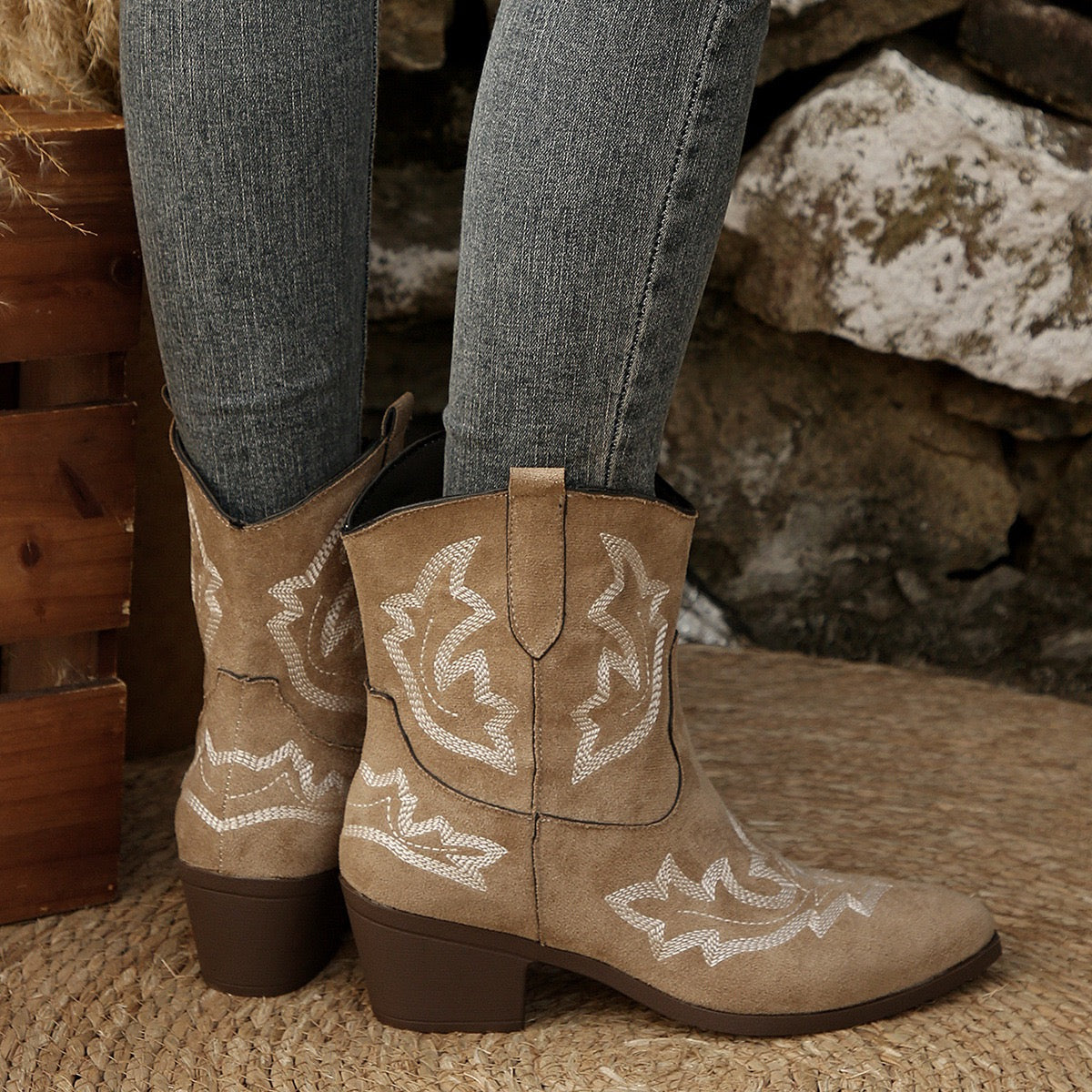 Dakota khaki Western ankle boots, rear view