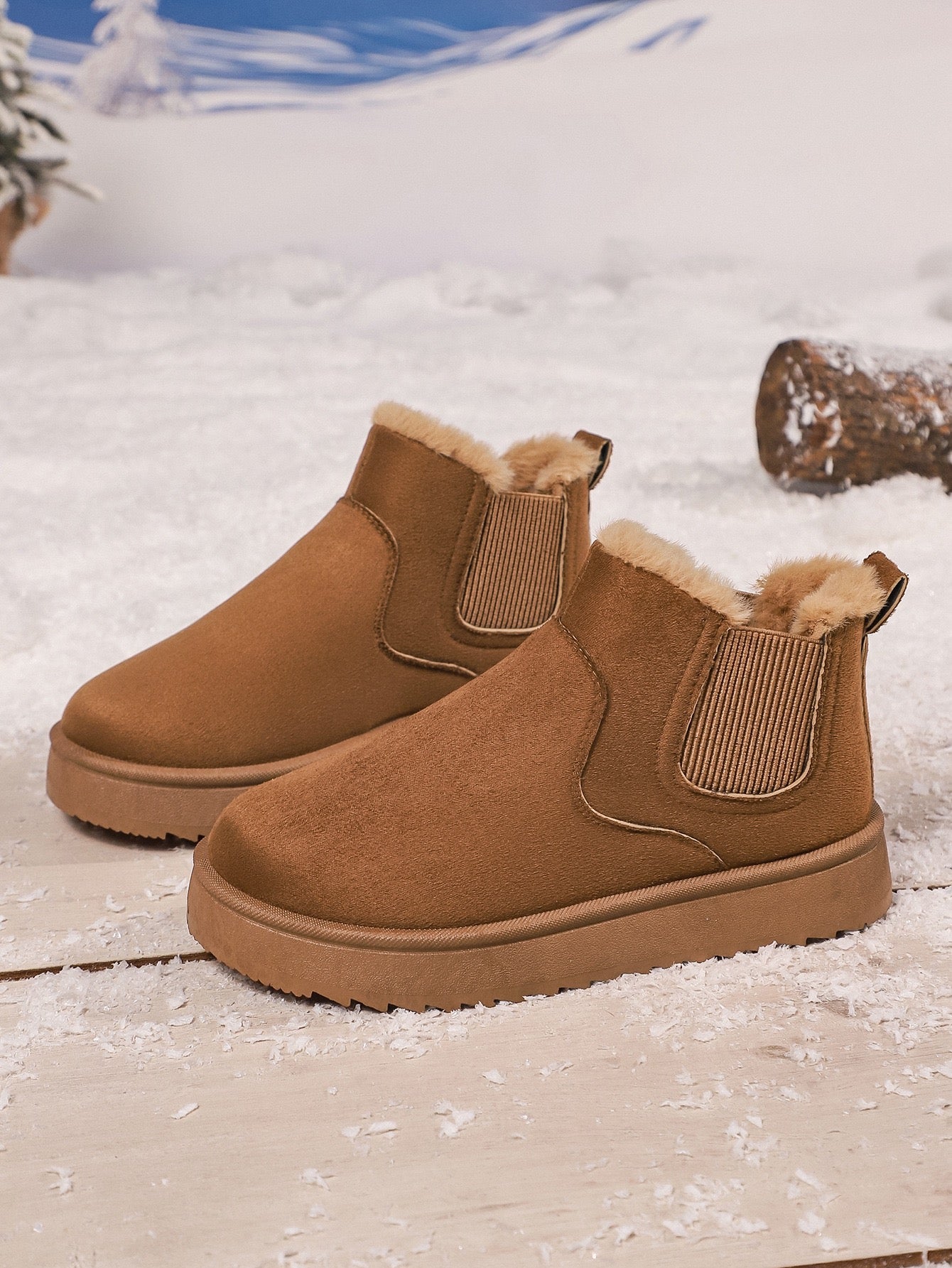 Brown faux-fur-lined elastic-gusset snow ankle boots