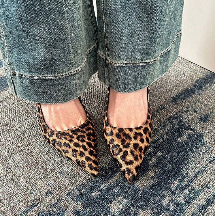 Leona leopard slingback heels pointed toe front detail