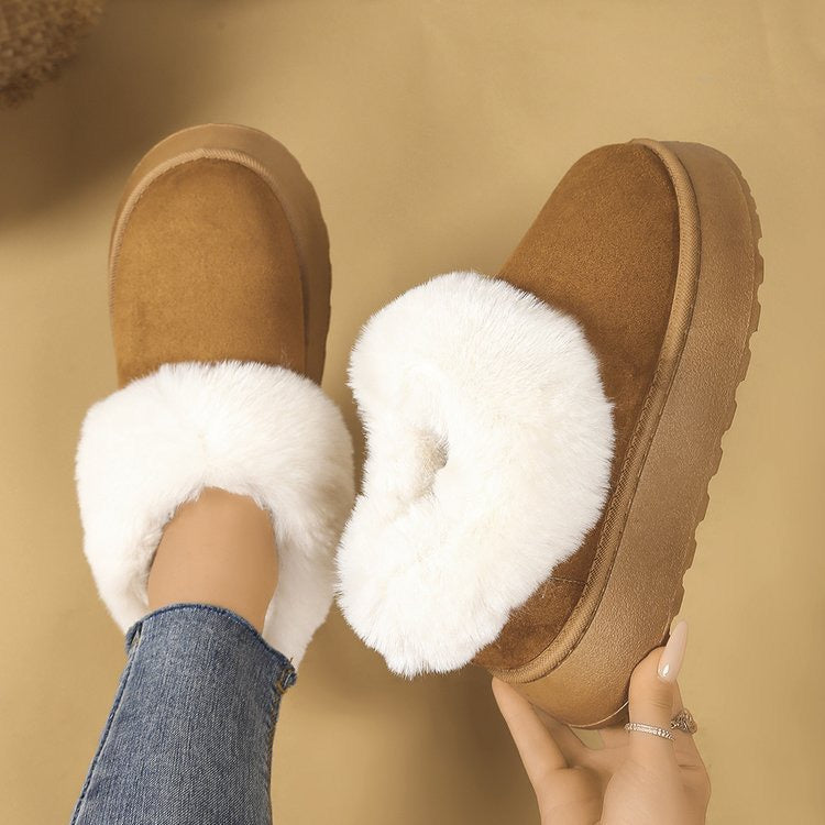 Women’s faux-fur-trimmed platform snow boots lifestyle view