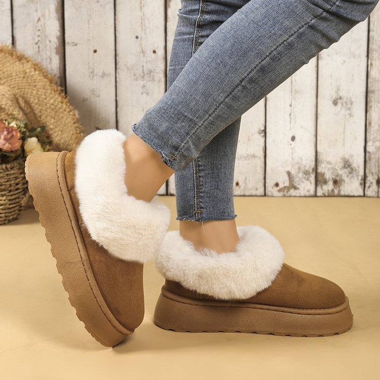 Women’s faux-fur-trimmed platform snow boots lifestyle view