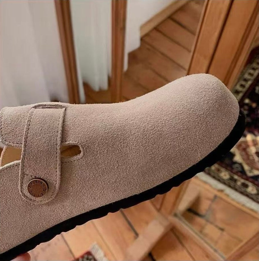 Maren Leather Buckle Mules in Light Taupe, buckle and upper detail
